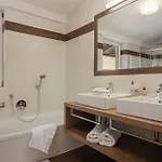 Alpenkristall Апартаменты *