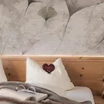 Alpenkristall * Цель-ам-Циллер