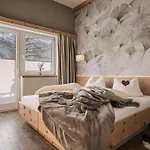 Апартаменты Alpenkristall *