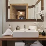 Alpenkristall Апартаменты Цель-ам-Циллер