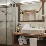 Апартаменты Alpenkristall Цель-ам-Циллер