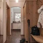 Апартаменты Alpenkristall Цель-ам-Циллер