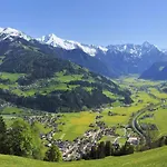 Апартаменты Alpenkristall *